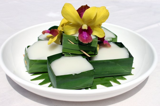 pandan-pudding-topped-with-coconut-cream-2